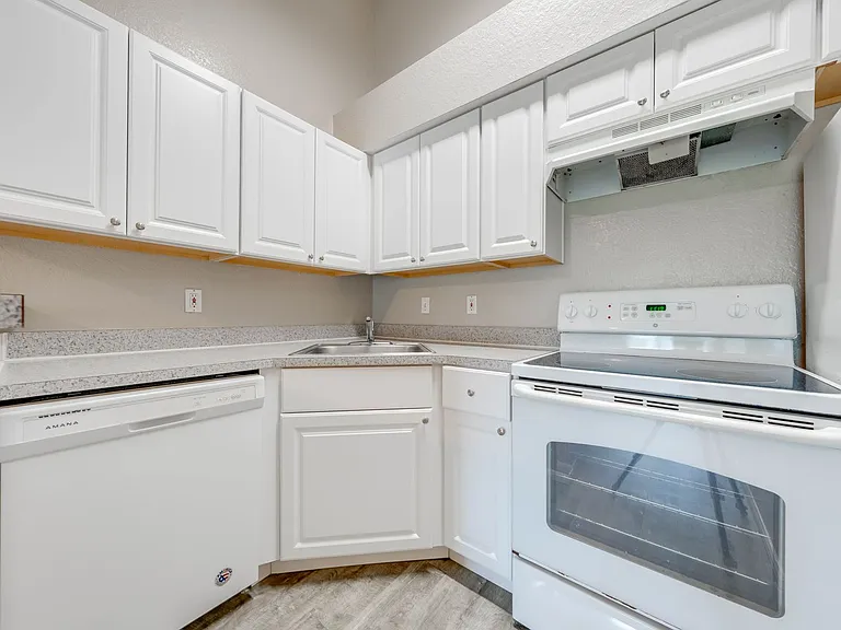 2210 Yankee Pl #334 — Photo 7