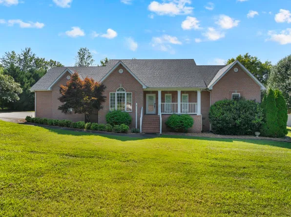 451 Bell Dr W, Winchester, TN 37398