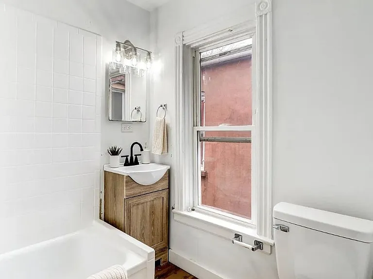 34 W New St — Photo 16