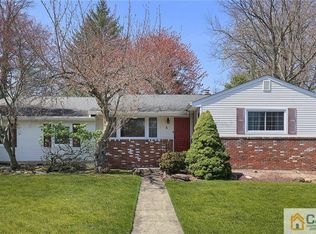 1 Paula St, Edison, NJ 08820