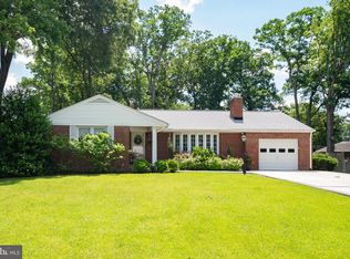 6013 Mayfair Ln, Alexandria, VA 22310