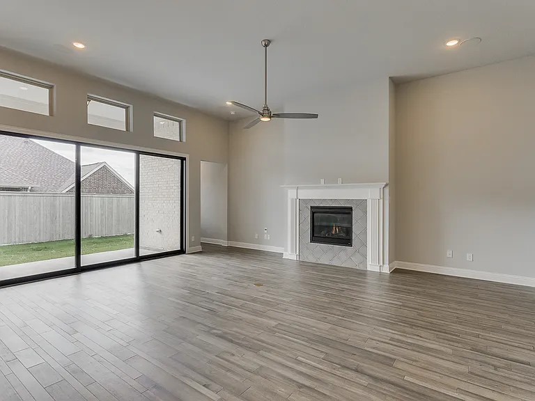 708 Blueberry Way — Photo 8