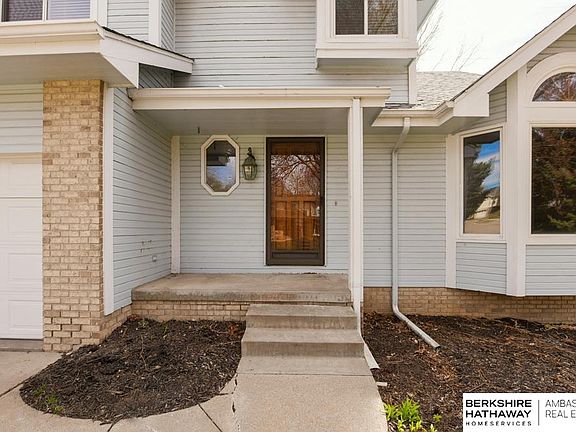 2nd image of 15667 Shamrock Cir