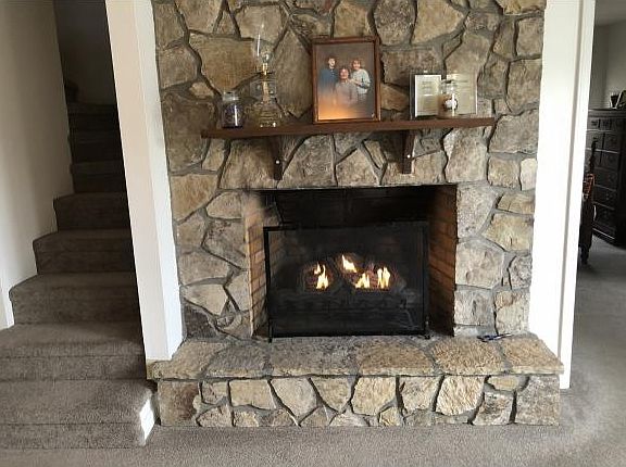 3rd image of 264 Roan Valley Dr