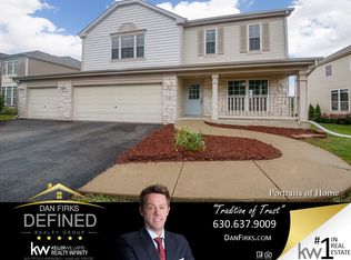 329 Stonegate Rd, Bolingbrook, IL 60440