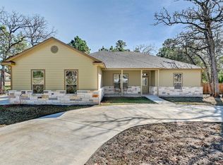 142 N Buckhorn Dr, Bastrop, TX 78602