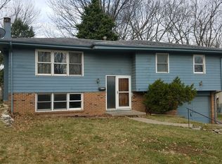 5030 S 94th St, Omaha, NE 68127