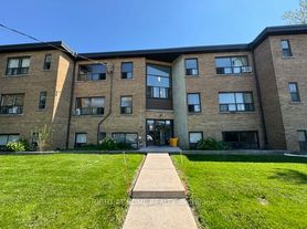 1 Wandle Ave, Toronto, ON