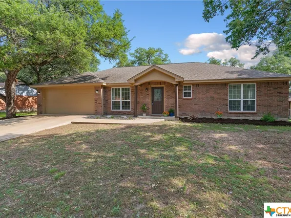 5 Beachcomber Dr, Morgans Pt Resort, TX 76513