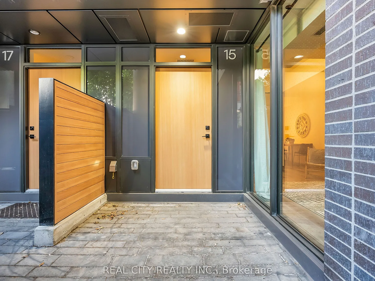 3 bed, $3,500 — Photo 2