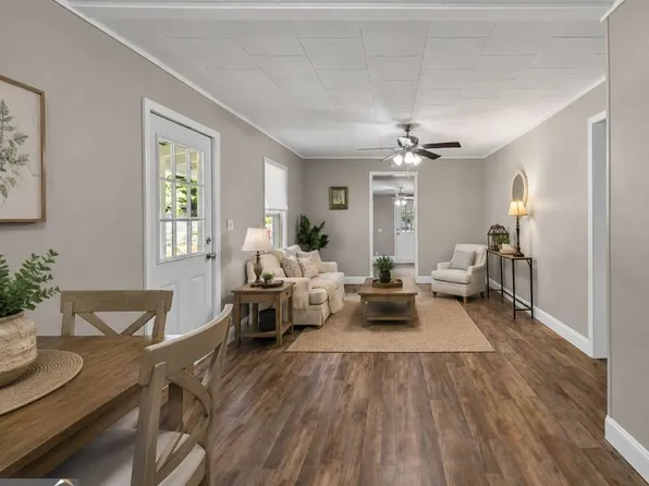 167 South St, Cornelia, GA 30531