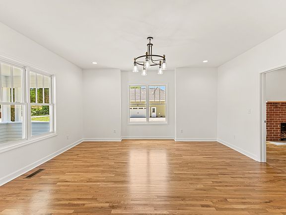 4th image of 3217 Church St