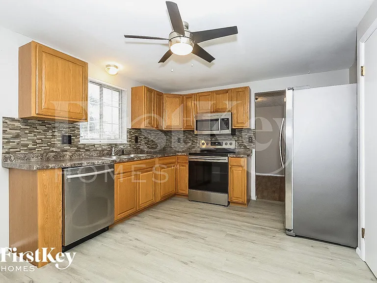 3045 Breed Dr — Photo 5