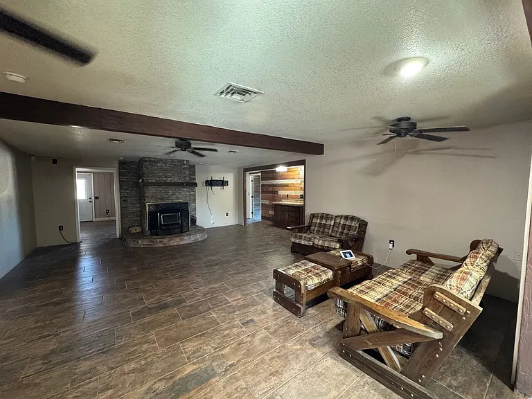 8893 S Calle Del Media — Photo 6