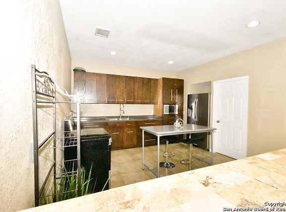 5th image of 7614 Linkview St