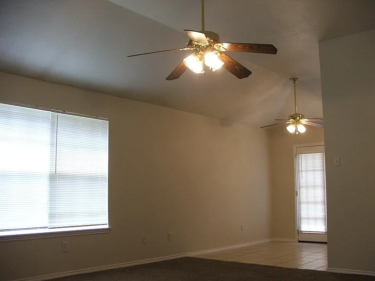 8547 Dunlap St — Photo 7