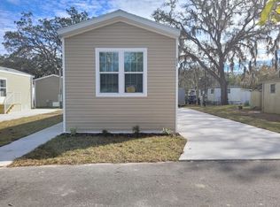 5548 Annette St #52, Zephyrhills, FL 33542