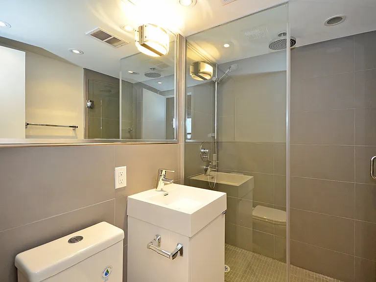 188 Jameson Ave — Photo 7