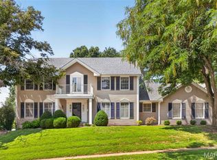 14761 Chesterfield Trails Dr, Chesterfield, MO 63017