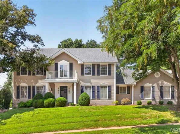 14761 Chesterfield Trails Dr, Chesterfield, MO 63017