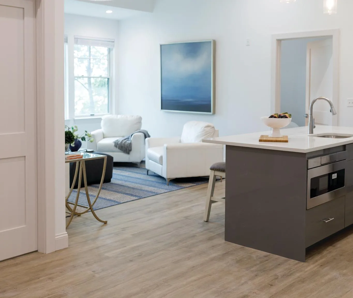 2 bed, 1250 sqft, $3,700 — Photo 1