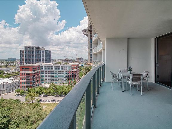 4th image of 1600 NE 1st Ave APT 1111