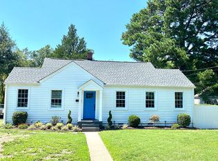 7 Beaconsdale Ln, Newport News, VA 23601