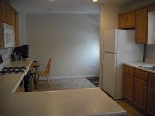 4th image of 2219 Salvador St