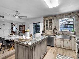 8106 SW 23rd St #28A, North Lauderdale, FL 33068