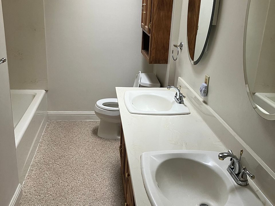 2nd image of 124 George Cir