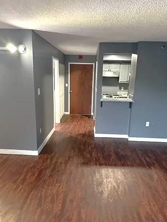 1st image of 1025 Hancock St Unit 2