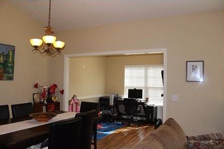 4th image of 110 Vineland Parkway Dr