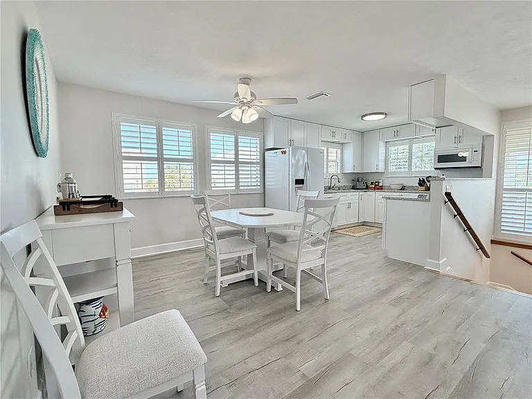 144 Coral Ave — Photo 12