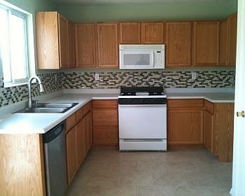 bright & large kitchen