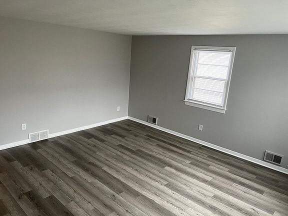 3rd image of 40 Kittleberger Park