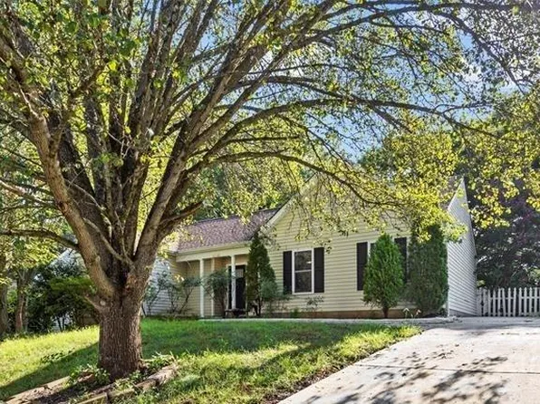 4730 Avalon Forest Ln, Charlotte, NC 28269