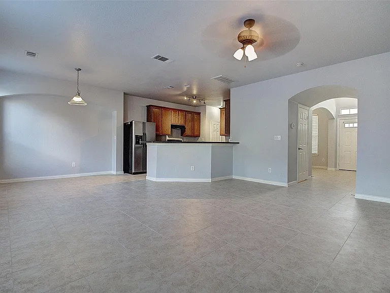 8017 Caladium Dr — Photo 17
