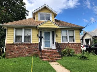 31 N Chester Ave, Delran, NJ 08075