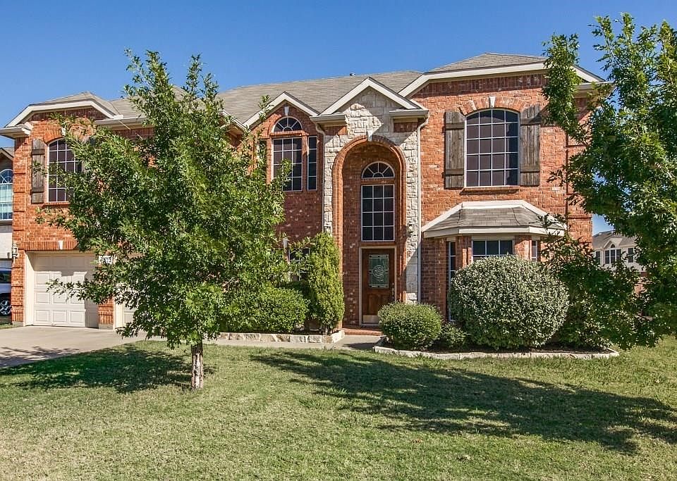 1st image of 5272 River Lake Way