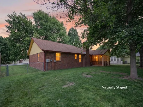 5586 Walden St, Lowell, AR 72745