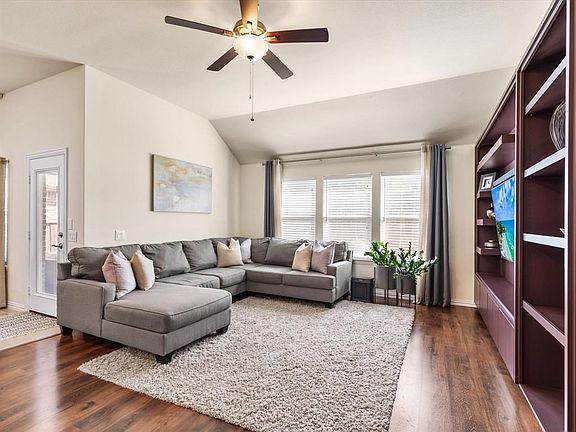 2nd image of 2705 Calypso Ln