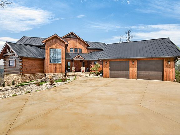 2nd image of 751 Bear Knob Ln