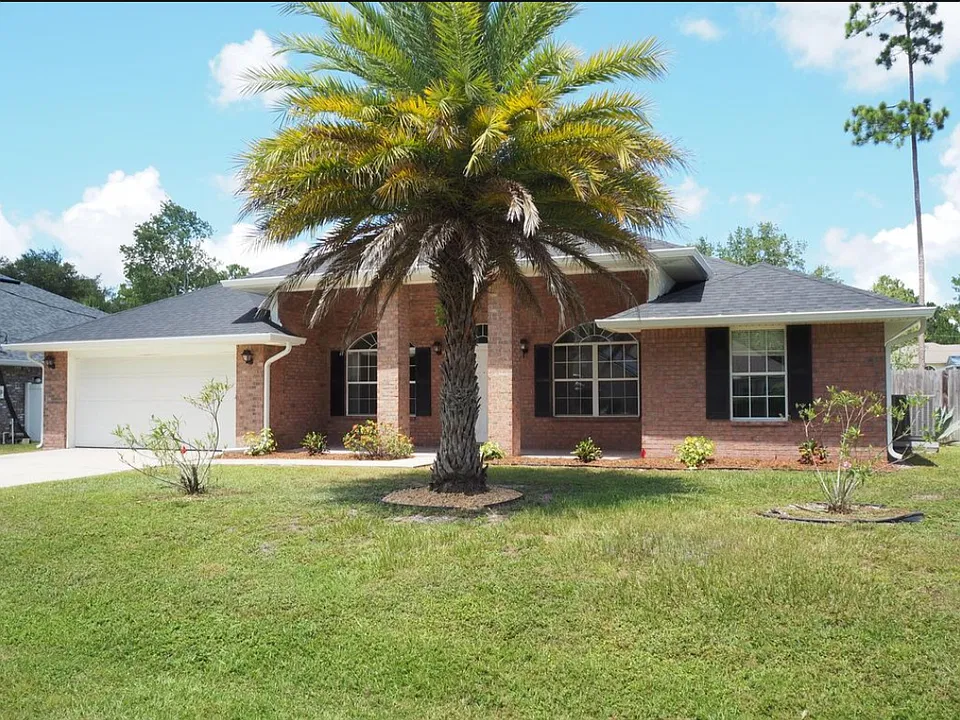 4 Llowick Ct