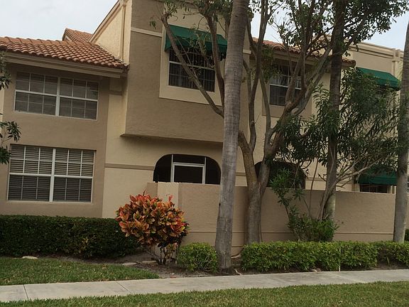 <LivRm | 2nd Bdrm | Master>