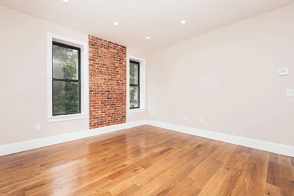 Rented by Nooklyn NYC LLC | media 15