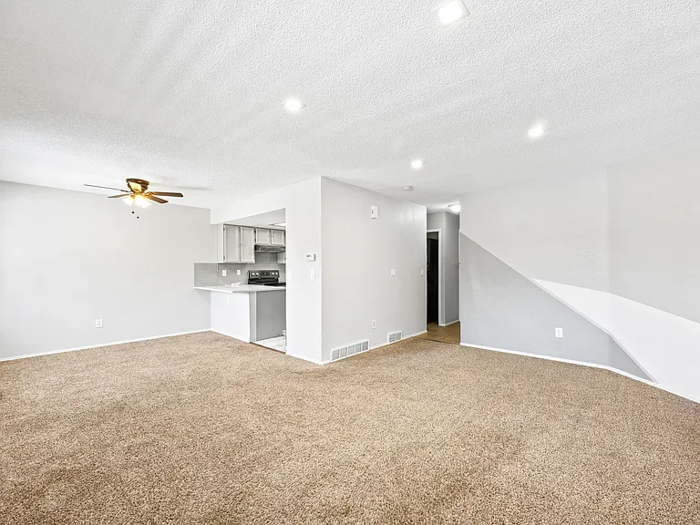 1708 W 101st Ave — Photo 2
