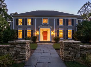 189 Deercliff Rd, Avon, CT 06001