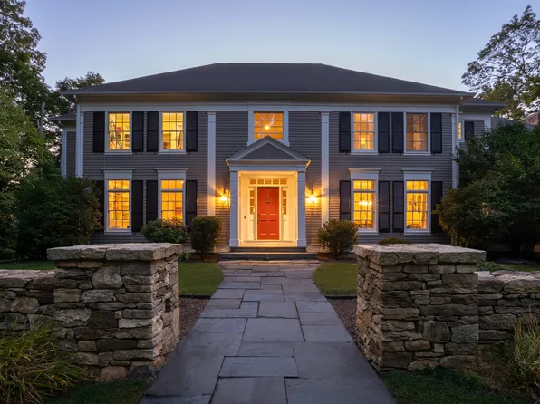 189 Deercliff Road, Avon, CT 06001