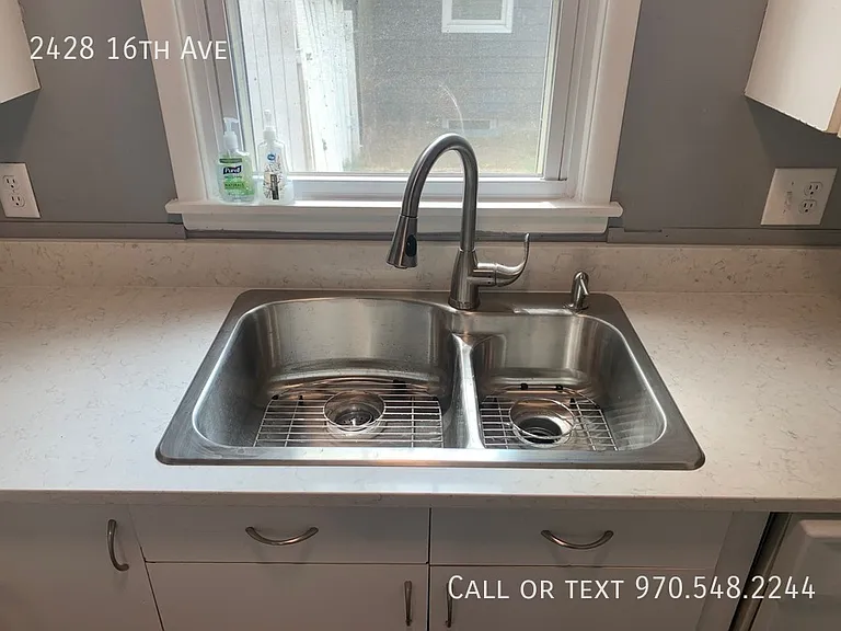 2428 16th Ave — Photo 12