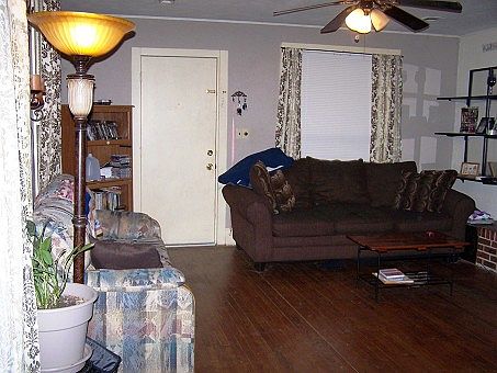 2nd image of 605 W Olive Ave